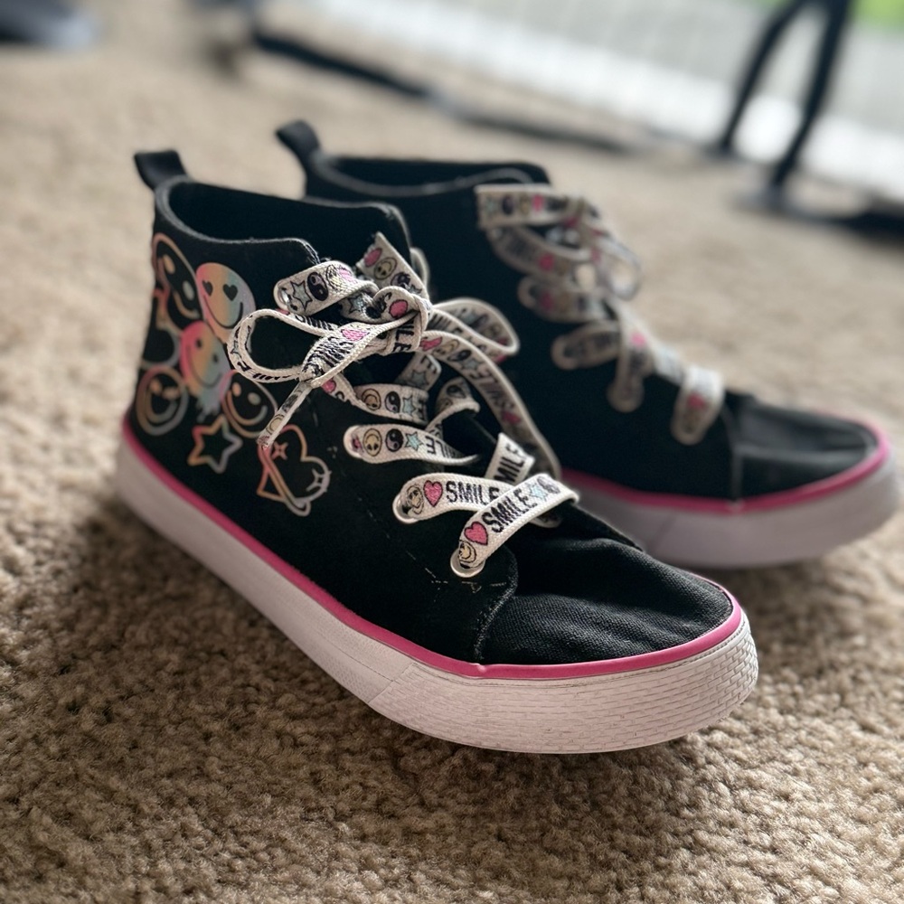 Girls Black High-Top Sneakers with Fun Emoji Prints – Size 12
